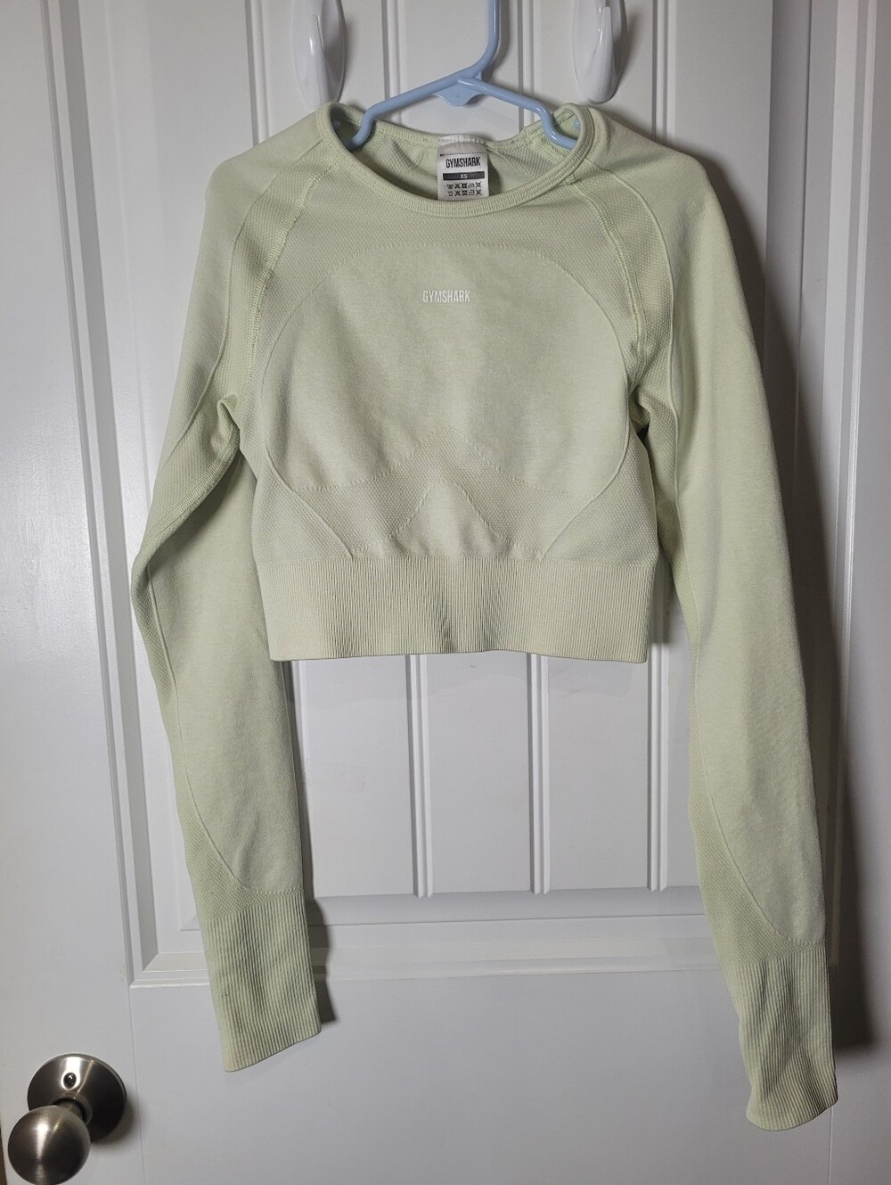 Gymshark flex sports crop top long sleeves. Size XS